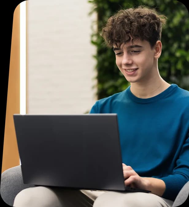 Student working online